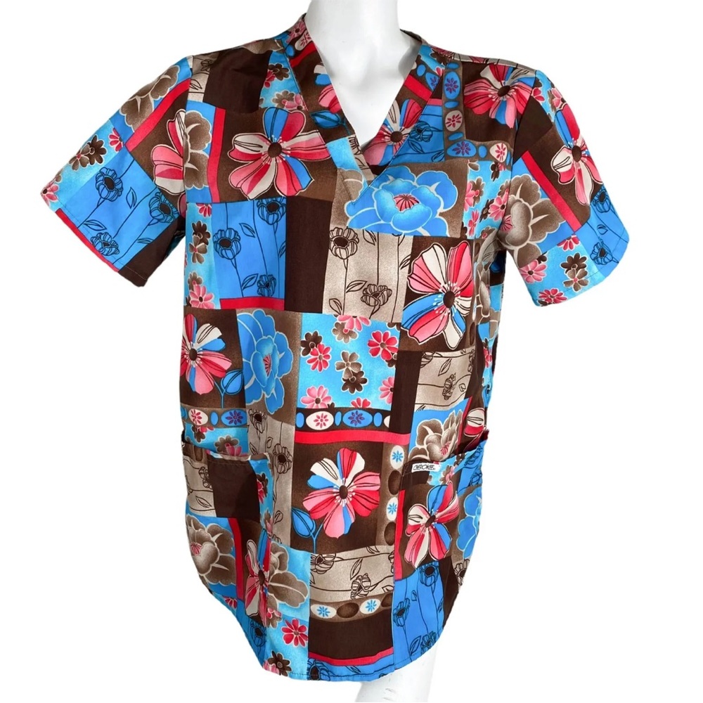 Cherokee Pink Red Blue Psychedelic Flowers large Brown Scrub Top work clothes*